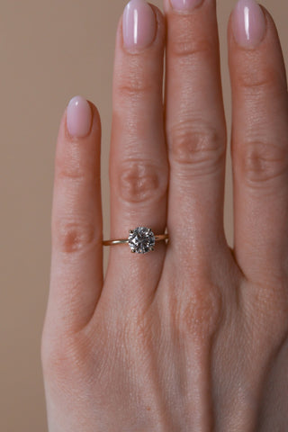 1.50 CT - 3.50 CT Round Solitaire Engagement Ring