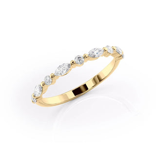 Dainty wedding band with round and marquise diamonds – delicate and elegant design