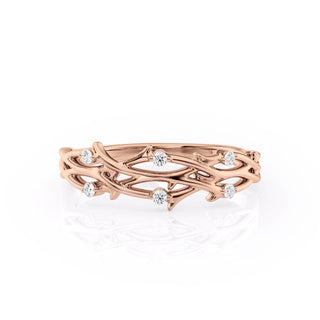 Twig wedding band with round diamonds – nature-inspired and elegant design