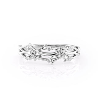 Twig wedding band with round diamonds – nature-inspired and elegant design