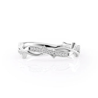 Twig-style wedding band with round diamonds – nature-inspired and delicate design