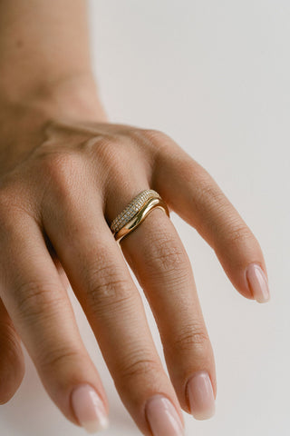 1.5 TCW Round EF-VVS Diamond Embrace Wedding Band