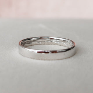 Minimalist plain wedding band with smooth polished finish – timeless unisex ring