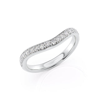 Round diamond pavé wedding band – timeless elegance with continuous sparkle