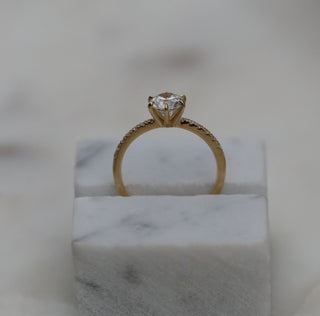 0.85 CT Round Solitaire CVD E/VS1 Diamond Engagement Ring - violetjewels