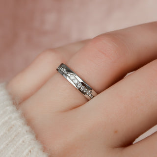 Twig wedding band with round diamonds – elegant, organic design inspired by nature