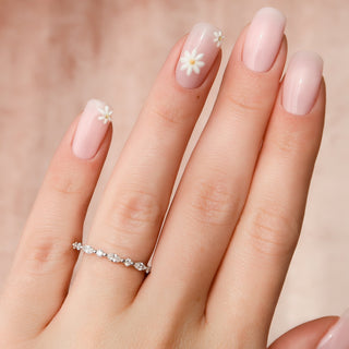 Dainty wedding band with round and marquise diamonds – delicate and elegant design