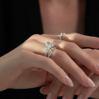 Twig-style wedding band with round diamonds – nature-inspired and delicate design