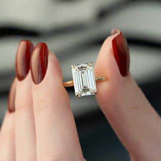 3.0-5.0 CT Emerald  Lab Grown Diamond Hidden Halo Engagement Ring