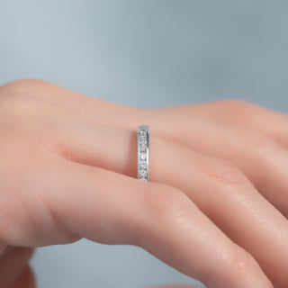 Half eternity wedding band with round diamonds – classic and elegant sparkle