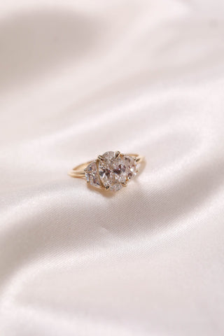 1.50 CT - 3.50 CT Oval Three stone Engagement Ring