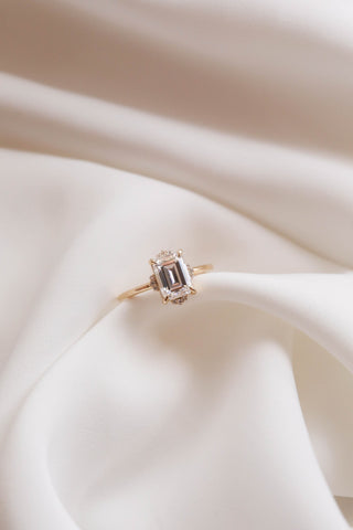 1.75 CT - 3.50 CT Emerald Cluster Diamond Engagement Ring