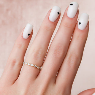 Dainty wedding band with round and marquise diamonds – delicate and elegant design