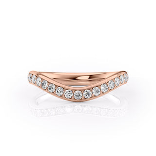 Round diamond pavé wedding band – timeless elegance with continuous sparkle