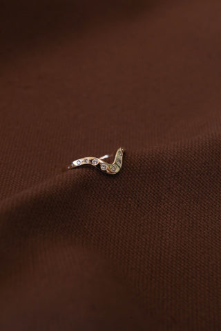 0.18 TCW Round Curved Diamond Wedding Band