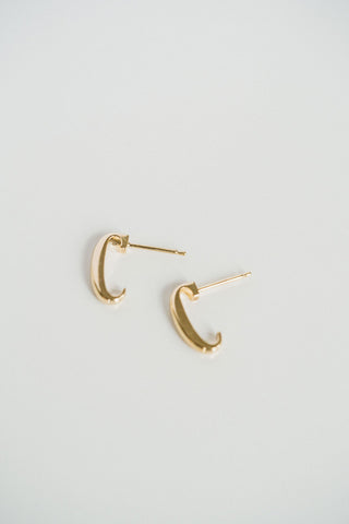 Cee Studs Plain Earrings