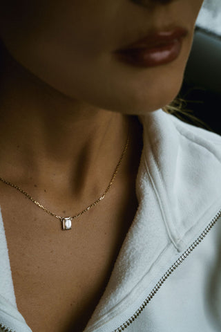 1.0 TCW Emerald Moissanite Diamond Solitaire Necklace