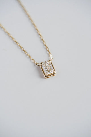 1.0 TCW Emerald Moissanite Diamond Solitaire Necklace