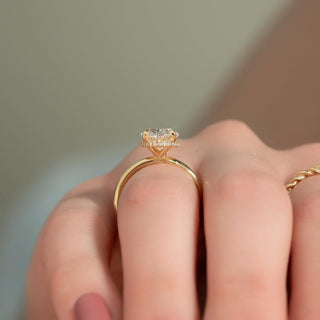 1.0-3.0 CT Oval  Lab Grown Diamond Hidden Halo Setting Engagement Ring
