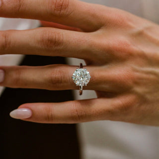 2.0-4.0 CT Round Shaped Lab Grown Diamond Hidden Halo Engagement Ring