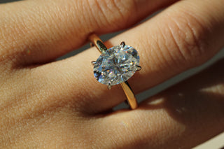 1.0-3.0 CT Oval Diamond Engagement Ring