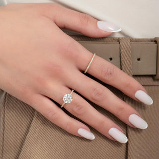 1.0–3.0 CT round cut CVD diamond engagement ring with pave band in 14K gold, featuring classic brilliance and elegant shine.