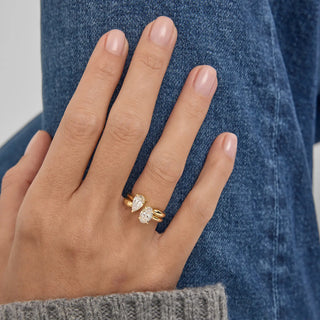 1.0-3.0 CT Oval Shaped Lab Grown Diamond Unique Engagement Ring