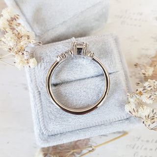 1.0 CT Round Cluster Style D/VS1 Lab Grown Diamond Engagement Ring - violetjewels