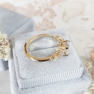 1.0 CT Round Cut Five Stones E/VVS2 Lab Grown Diamond Engagement Ring - violetjewels