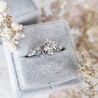 1.0 CT Round Cut Cluster E/VS1 Lab Grown Diamond Engagement Ring - violetjewels