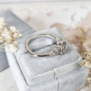 1.0 CT Round Cut Cluster E/VS1 Lab Grown Diamond Engagement Ring - violetjewels