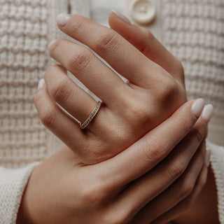 0.20 CT Round Cut Channel Wedding band