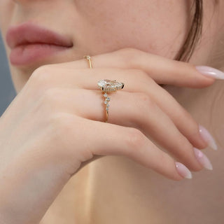 1.5-3.5 CT Pear  Lab Grown Diamond Cluster Setting Engagement Ring