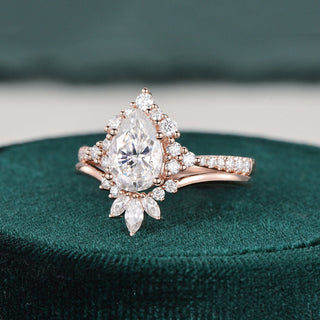 1.50 CT Pear Cut Cluster Moissanite Bridal Ring Set - violetjewels