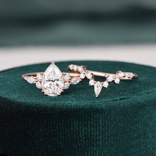 1.50 CT Pear Cut Cluster Moissanite Bridal Ring Set - violetjewels