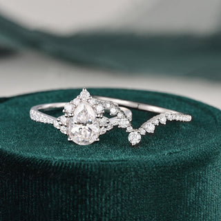 1.50 CT Pear Cut Cluster Moissanite Bridal Ring Set - violetjewels