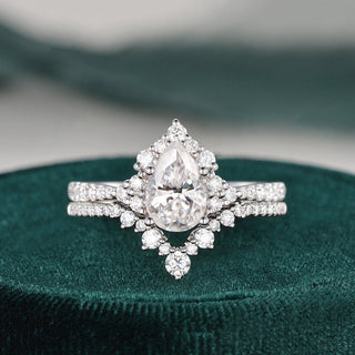 1.50 CT Pear Cut Cluster Moissanite Bridal Ring Set - violetjewels