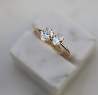 0.91 CT Oval Solitaire CVD E/VVS2 Diamond Engagement Ring - violetjewels