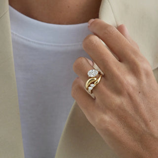 1.20-3.50 CT Oval Shaped Lab Grown Diamond Unique Engagement Ring