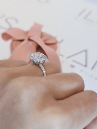 Cushion Double Halo Lab Grown Diamond Engagement Ring – Radiant Sustainable Sparkle