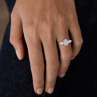 1.11-3.50  CT Oval Shaped Lab Grown Diamond Three Stone Engagement Ring