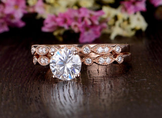 1.0 CT Round Cut Solitaire Milgrain Style Moissanite Bridal Ring Set - violetjewels