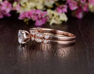 1.0 CT Round Cut Solitaire Milgrain Style Moissanite Bridal Ring Set - violetjewels