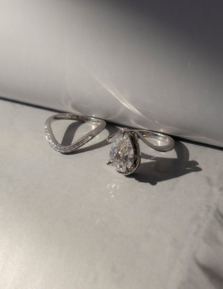 1.25 - 2.0 CT Pear Shaped Lab Grown Diamond Unique Style Engagement Ring