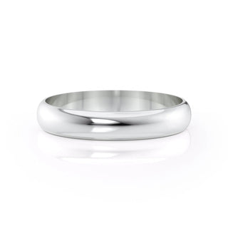 Plain wedding band with smooth polished finish – timeless and classic style