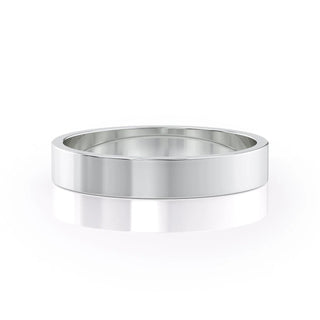 Plain wedding band with sleek polished finish – classic and minimalist design