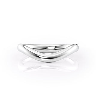Curved plain wedding band with smooth polished finish – minimalist and elegant design