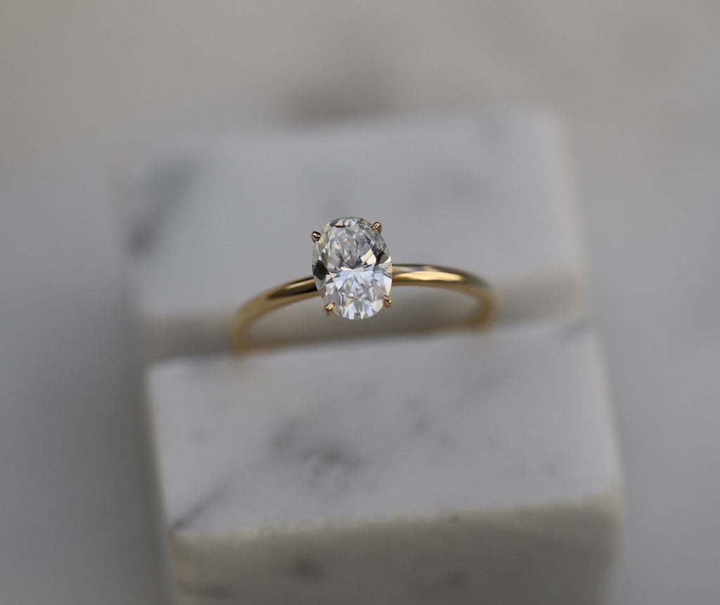 0.91 CT Oval Solitaire CVD E/VVS2 Diamond Engagement Ring - violetjewels
