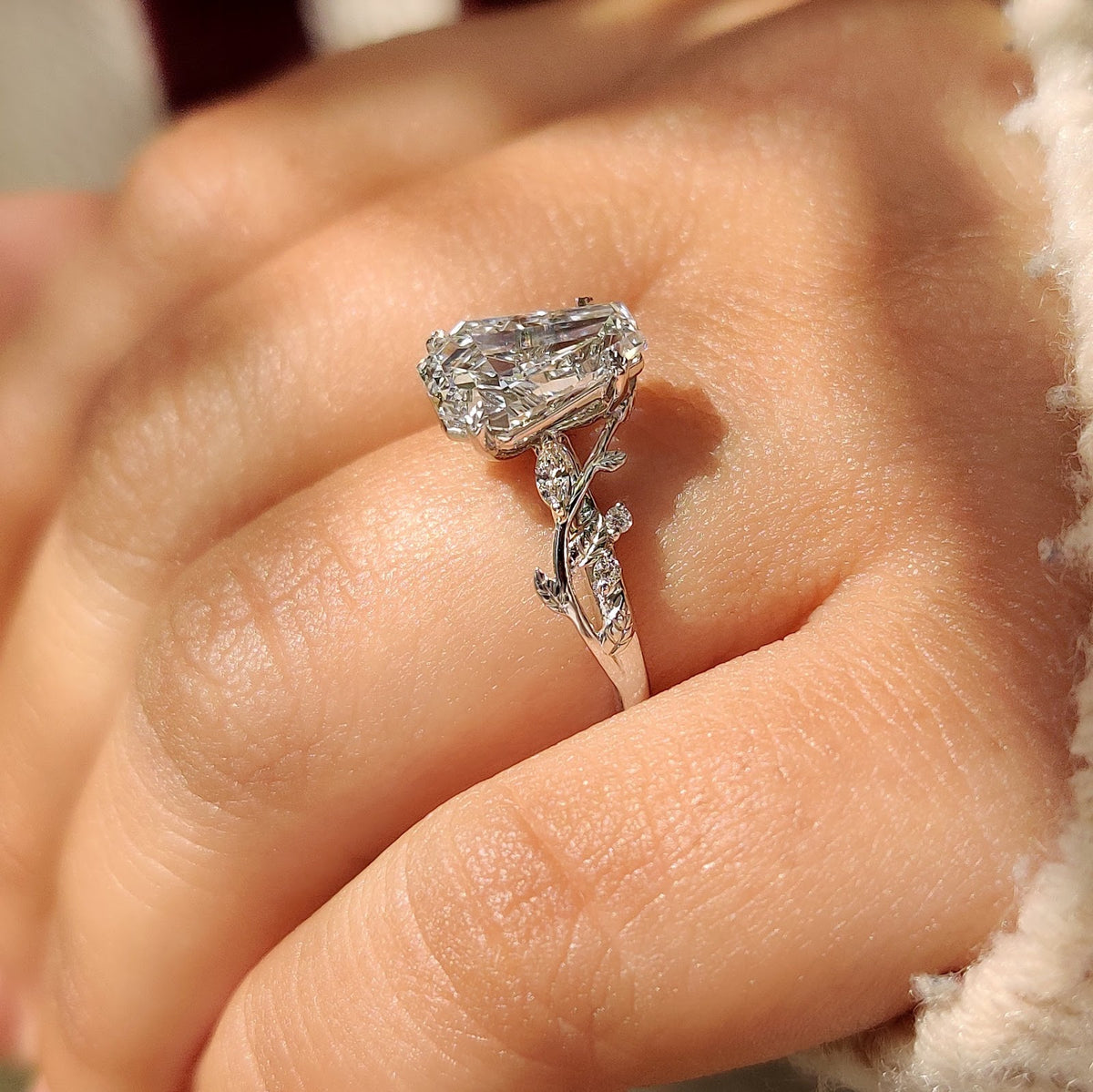 2.0 CT Coffin Diamond Majestic Nature Inspired Solitaire Engagement Ring