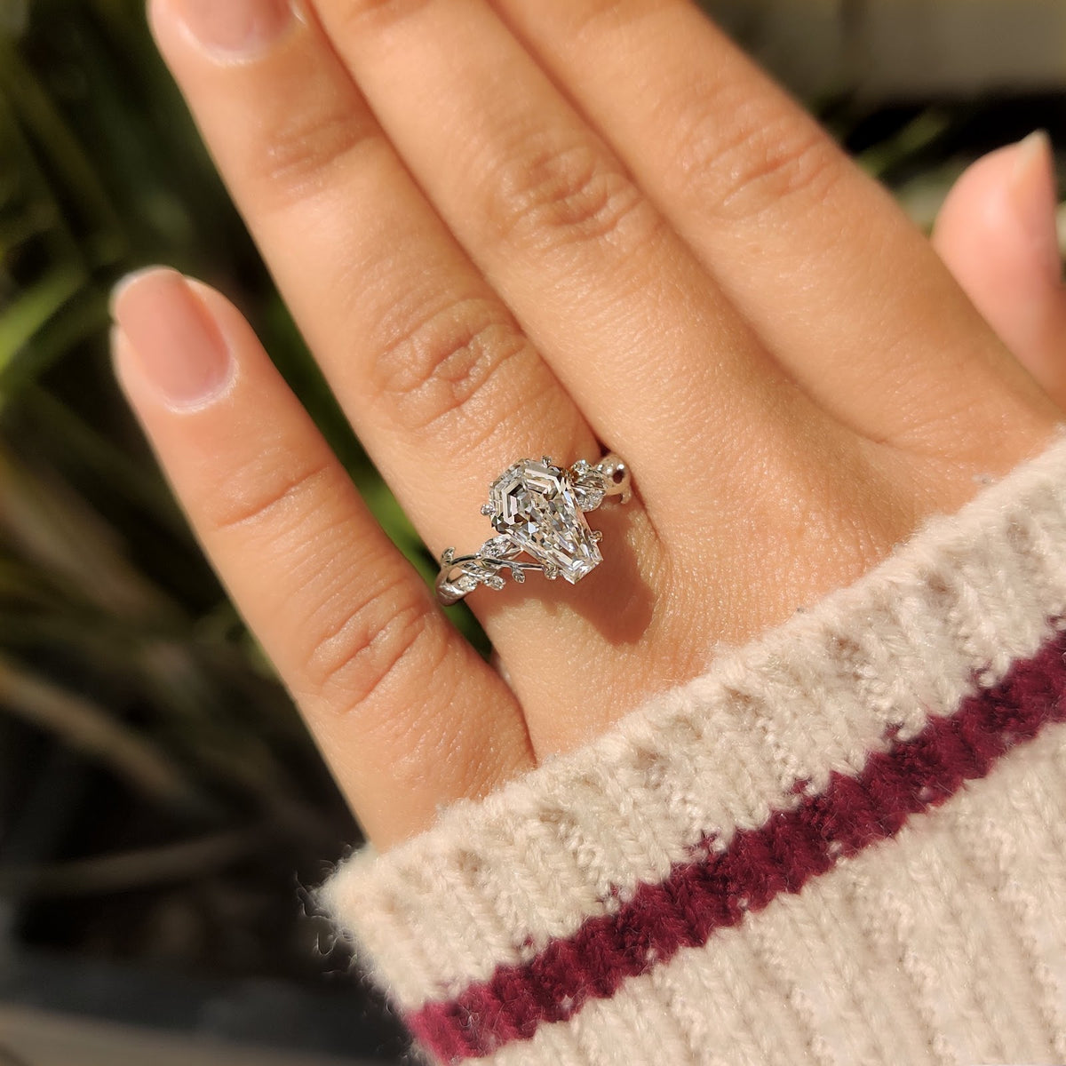2.0 CT Coffin Diamond Majestic Nature Inspired Solitaire Engagement Ring